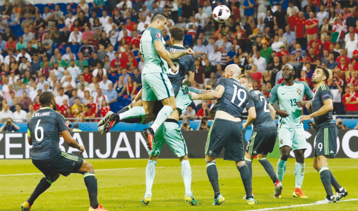 cristiano scoring a towering header