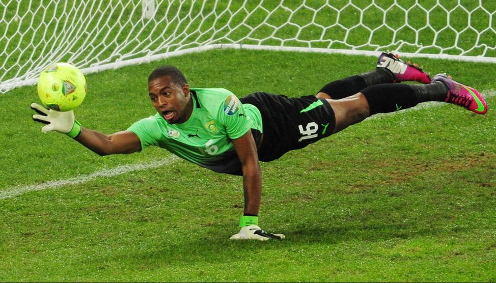 Watch The Best Penalty Saves from Goalkeepers Of All Times Diski 365