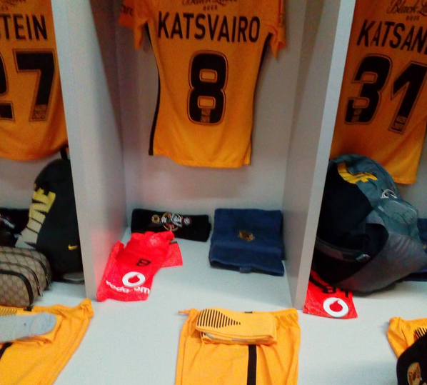 Checkout Who Katsvairo Sit Next To In The Kaizer Chiefs Changing Room