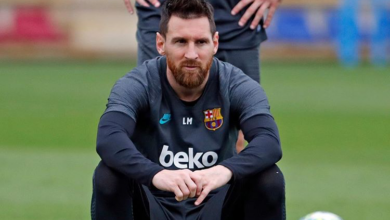 Lionel Messi Pulls Up To Barcelona Practice in Style