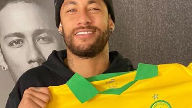 Neymar Adds Mamelodi Sundowns Shirt To His Collection!
