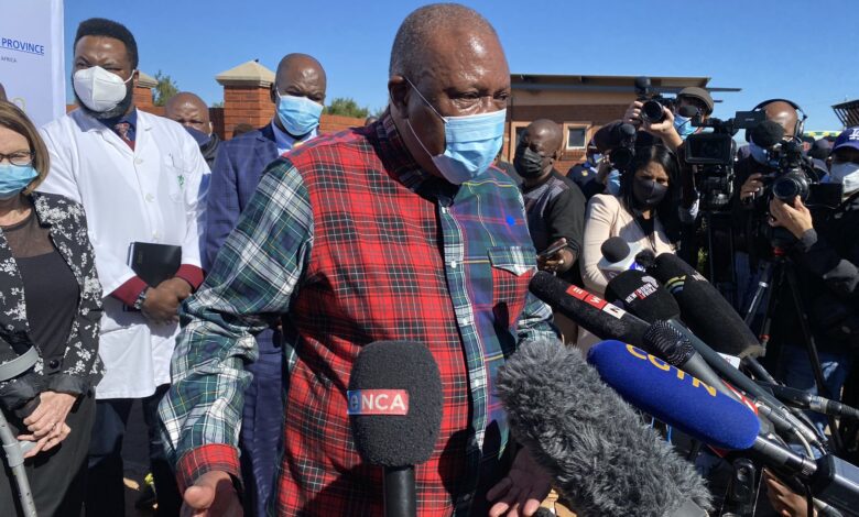 Dr Irvin Khoza Pleads With The Country To Get Vaccinated!