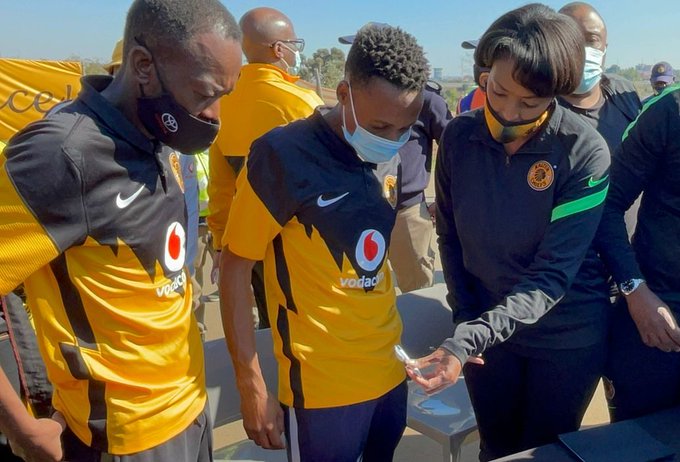 Jessica Motaung Intends To Co-Operate With Kaizer Chiefs Supporters!