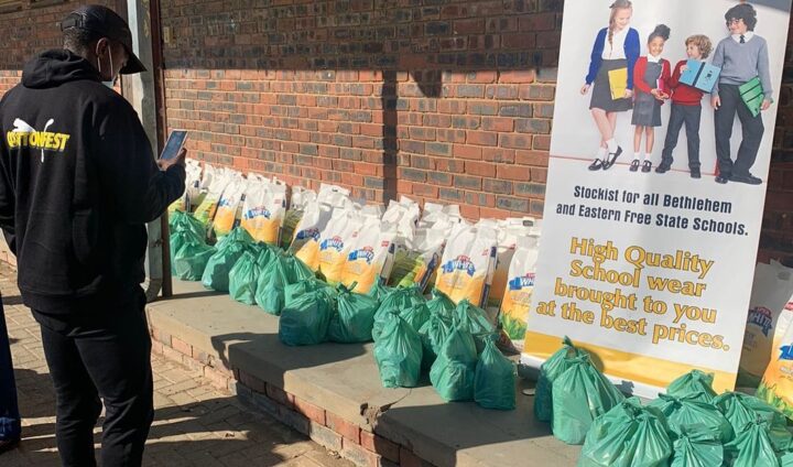 Teboho Mokoena Donates Food Parcels And Kits In Bethlehem!