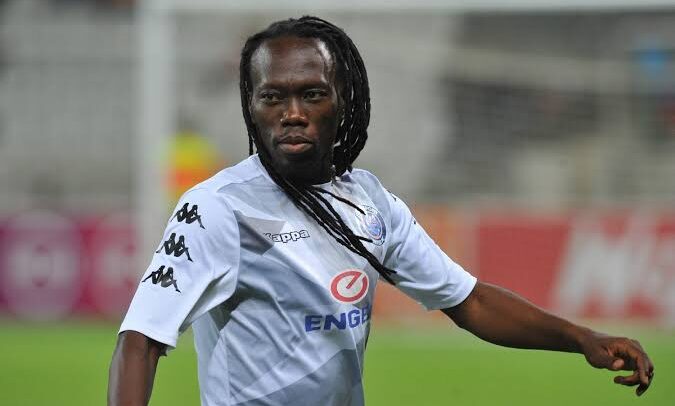 Reneilwe Letsholonyane Retires From Football At The Age Of 39!