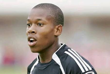 Happy Jele Signs Contract Extension with Orlando Pirates!