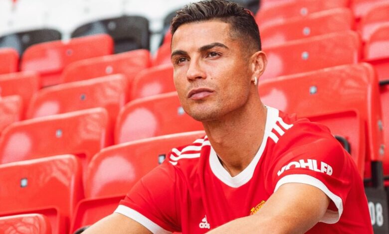 Pictures! Cristiano Ronaldo Walks Into Old Trafford For The Time Once Again!