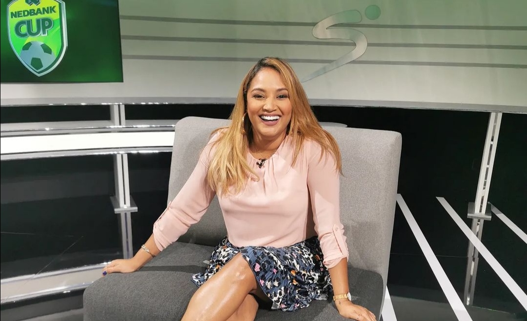 PICS! Julia Stuart Hangs Out With South African Sky Sports TV Presenter ...