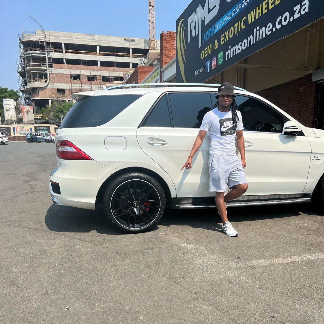 PICS: Check Out the Modifications Siphiwe Tshabalala Has Done on His Mercedes Benz! 