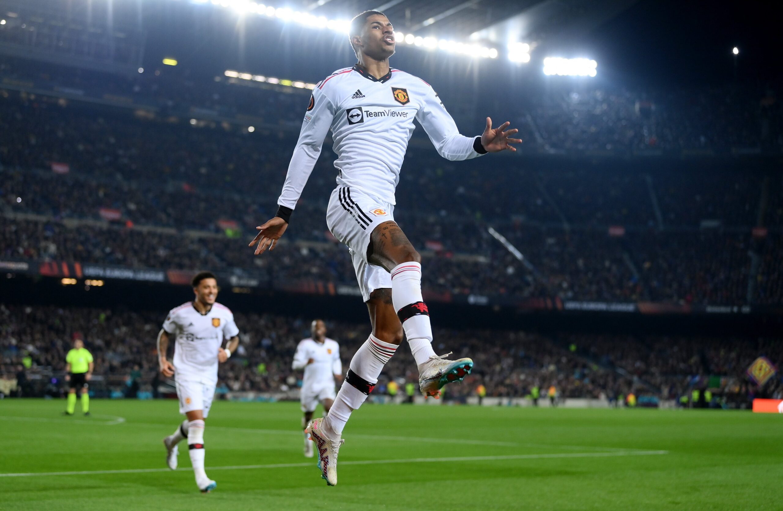 Manchester United & FC Barcelona Draw in Thrilling UEFA Europa League 