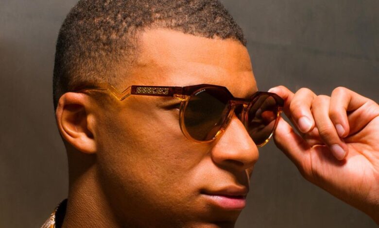 Kylian Mbappé Shows Off Eyewear Collaboration with Oakley!
