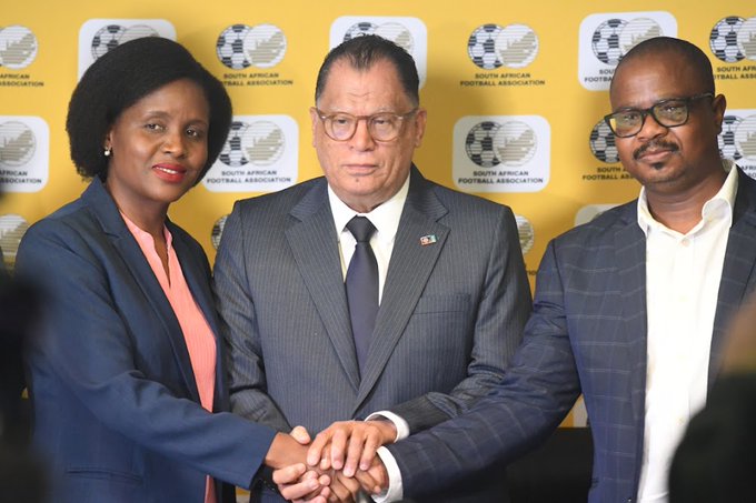 Danny Jordaan Wishes Lydia Monyepao All the Best!