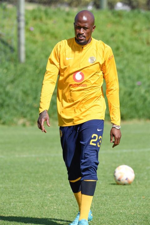 Kaizer Chiefs Keen on Extending Sifiso Hlanti Contract!