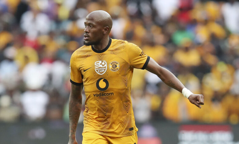 Sifiso Hlanti Could Take Pay Cut to Remain at Kaizer Chiefs!