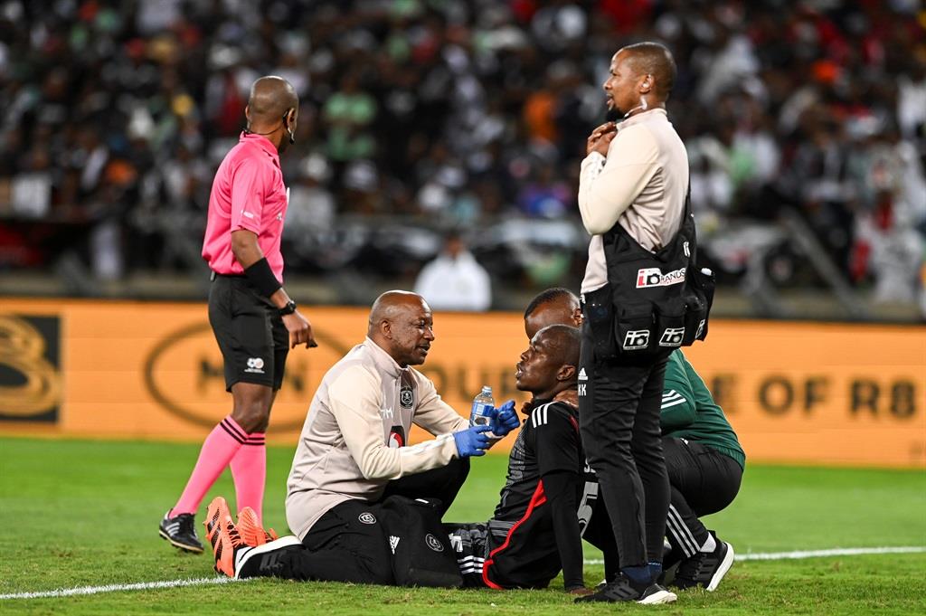 Nkosinathi Sibisi Injuries Baffle Orlando Pirates Head Coach!