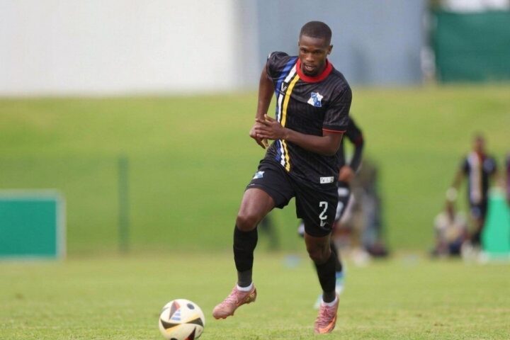 Bulelani Sigomoshe Gives Orlando Pirates More Options Across the Right Flank